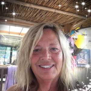 Meet your Posher, Marcia